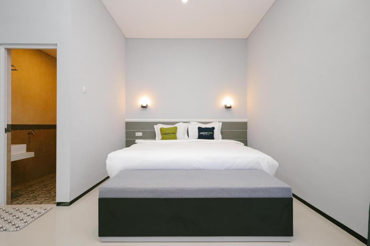 فندق Urbanview B Syariah Lumajang By Reddoorz المظهر الخارجي الصورة